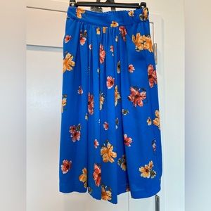 Cece Blue Floral Skirt Size 0 Excellent Condition Used